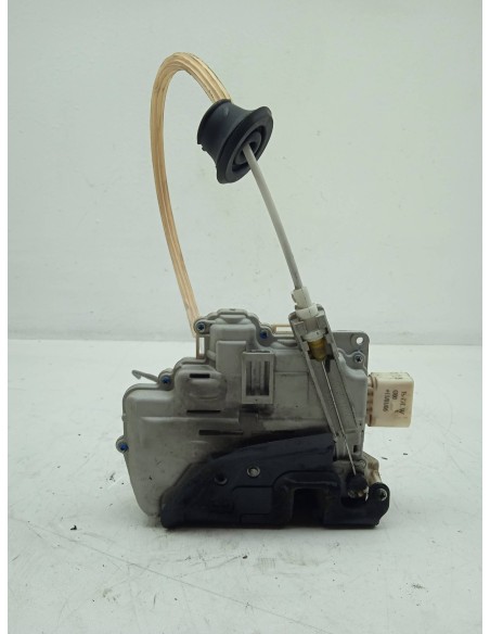 Recambio de cerradura puerta del. izquierda para audi a3 (8p) 2.0 tdi referencia OEM IAM 4F1837015  