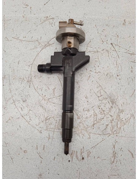 Recambio de inyector para mazda 6 berlina (gg) 2.0 diesel cat referencia OEM IAM 13H50A  