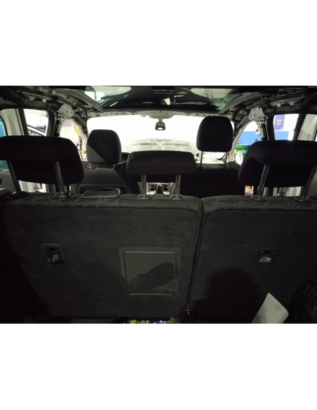 Recambio de juego asientos completo para peugeot 3008 sport pack referencia OEM IAM   