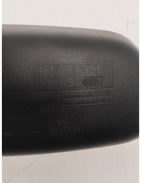 Recambio de espejo para ds 4 style referencia OEM IAM 46046396  
