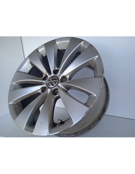 Recambio de llanta para volkswagen passat cc (357) básico referencia OEM IAM 3C0601025A  