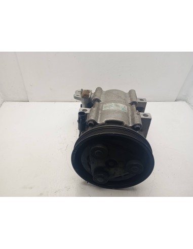 Recambio de compresor aire acondicionado para hyundai santamo 2.0 16v referencia OEM IAM 97701M2000  