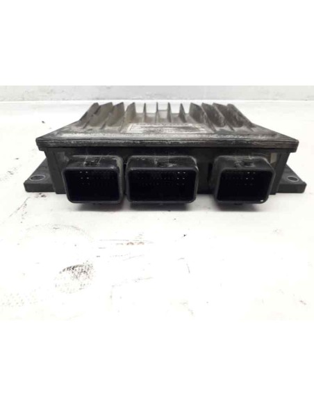 Recambio de centralita motor uce para renault scenic ii 1.5 dci diesel referencia OEM IAM R0410B024D  