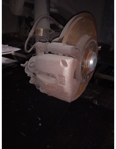 Recambio de pinza de freno trasera derecha para peugeot 3008 sport pack referencia OEM IAM 1651764580  