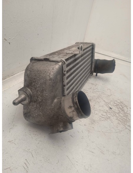 Recambio de intercooler para kia cee´d 1.6 crdi cat referencia OEM IAM 282712A610  