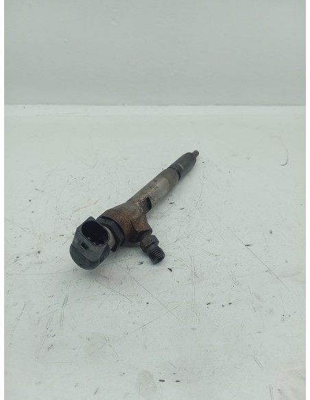 Recambio de inyector para renault megane ii berlina 5p confort expression referencia OEM IAM 8200380253  
