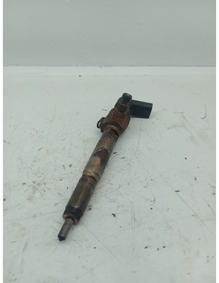 Recambio de inyector para renault megane ii berlina 5p confort expression referencia OEM IAM 8200380253  