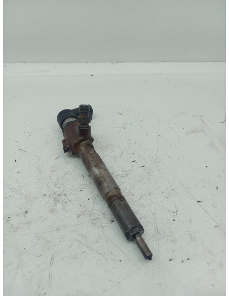 Recambio de inyector para renault megane ii berlina 5p confort expression referencia OEM IAM 8200380253  