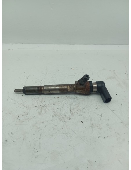 Recambio de inyector para renault megane ii berlina 5p confort expression referencia OEM IAM 8200380253  