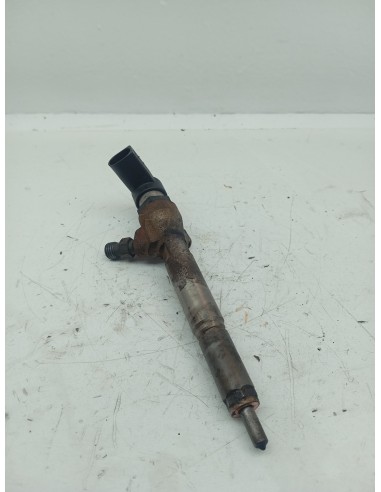 Recambio de inyector para renault megane ii berlina 5p confort expression referencia OEM IAM 8200380253  