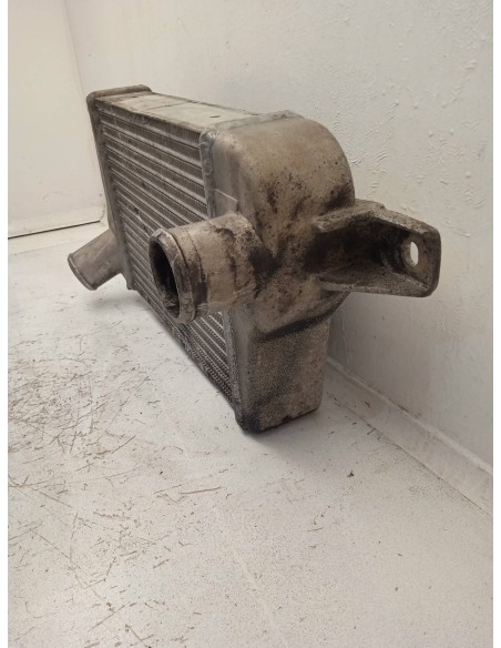 Recambio de intercooler para tata safari referencia OEM IAM 253414609905  