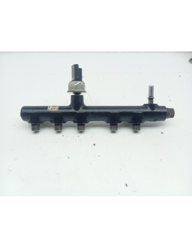 Recambio de rampa inyectora para ds 4 style referencia OEM IAM 9674300080  