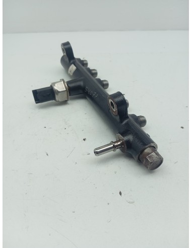 Recambio de rampa inyectora para ds 4 style referencia OEM IAM 9674300080  