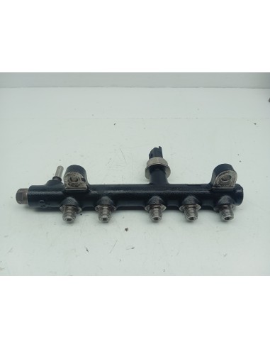 Recambio de rampa inyectora para ds 4 style referencia OEM IAM 9674300080  