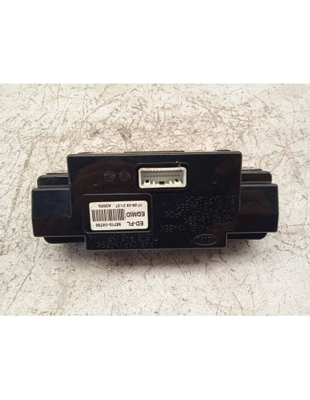 Recambio de pantalla multifuncion para kia cee´d 1.4 cat referencia OEM IAM 957101H700  