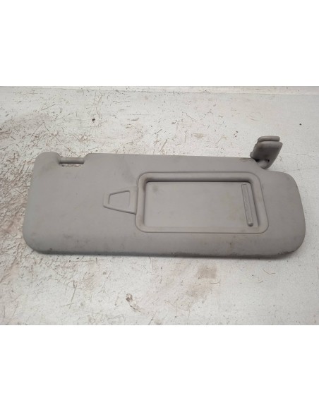 Recambio de parasol derecho para kia cee´d 1.4 cat referencia OEM IAM 852021H000ED  