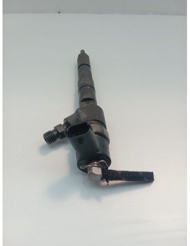 Recambio de inyector para opel insignia berlina cosmo referencia OEM IAM 0445110327  