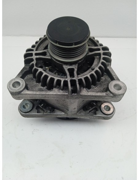 Recambio de alternador para peugeot 308 style referencia OEM IAM 9806007480  