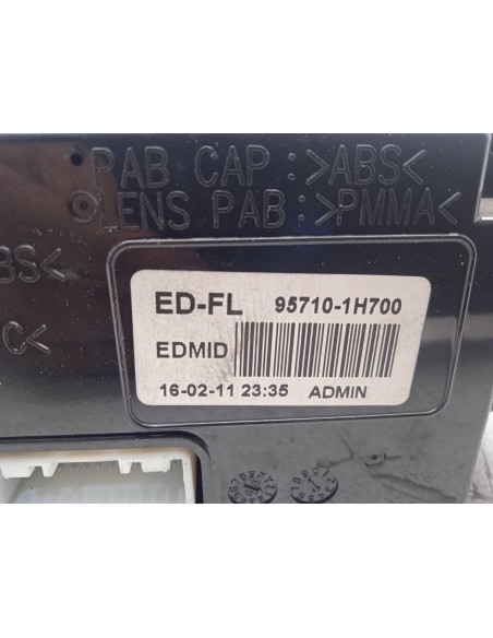 Recambio de pantalla multifuncion para kia cee´d 1.6 crdi cat referencia OEM IAM 957101H700  