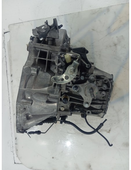 Recambio de caja cambios para peugeot 5008 sport pack referencia OEM IAM 20MB26  