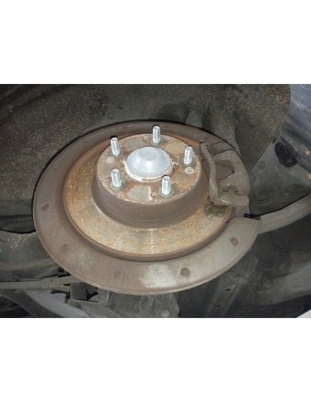 Recambio de mangueta trasera izquierda para honda civic berlina 5 (fk) 1.8 executive referencia OEM IAM   
