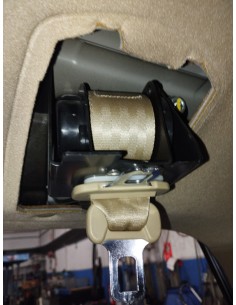 Recambio de cinturon seguridad trasero central para ssangyong rodius 2.7 turbodiesel cat referencia OEM IAM RR2CTR30  