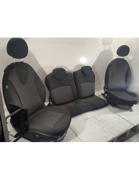 Recambio de juego asientos completo para mini mini (r56) 1.6 16v referencia OEM IAM  TELA NEGROS