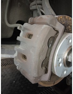 Recambio de pinza de freno delantera izquierda para ssangyong rodius 2.7 turbodiesel cat referencia OEM IAM 4811021102   2