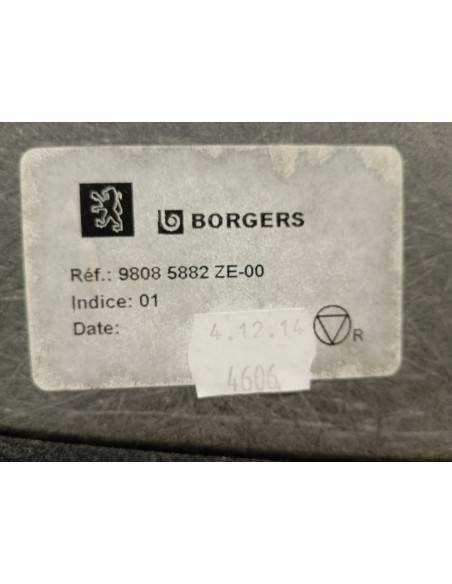 Recambio de bandeja trasera para peugeot 3008 referencia OEM IAM 98085882ZE CENTRAL 