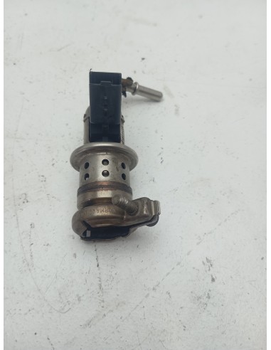 Recambio de inyector para peugeot 3008 referencia OEM IAM 9802763880 ADBLUE 