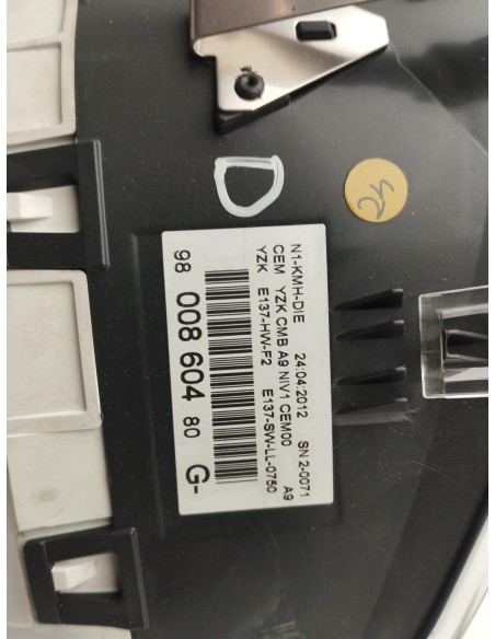 Recambio de cuadro instrumentos para peugeot 208 1.4 hdi fap referencia OEM IAM 9800860480  