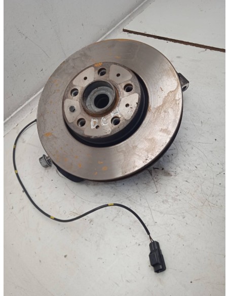 Recambio de mangueta delantera derecha para volvo s60 berlina 2.4 cat referencia OEM IAM   