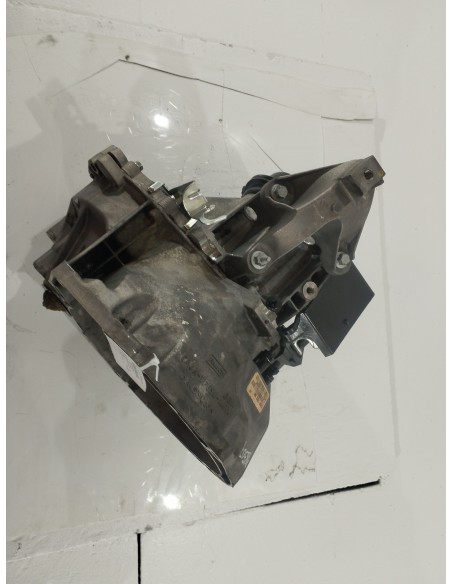 Recambio de caja cambios para ford focus lim. (cb8) trend referencia OEM IAM CV6R7002BBC  