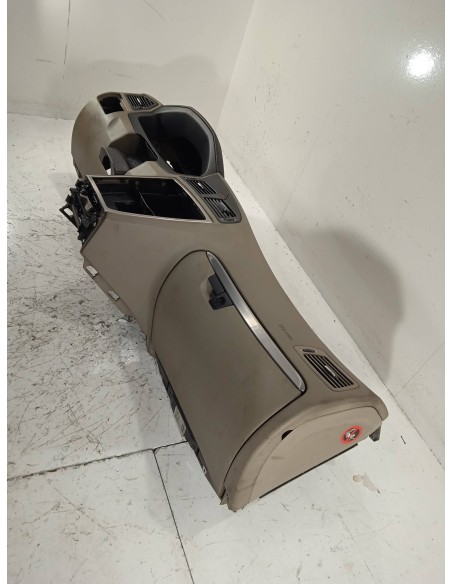 Recambio de salpicadero para volvo s60 berlina 2.4 cat referencia OEM IAM   
