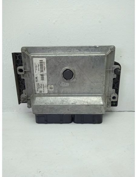 Recambio de centralita motor uce para opel corsa f edition referencia OEM IAM 9830510980  