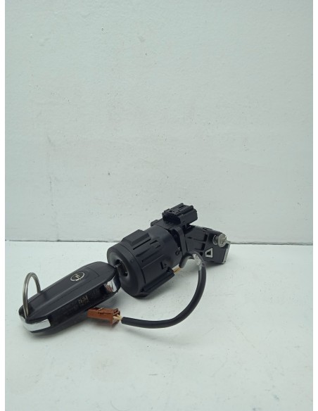 Recambio de conmutador de arranque para opel corsa f edition referencia OEM IAM 9663123380  