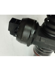Recambio de inyector para volkswagen polo (9n1) highline referencia OEM IAM 045130073T   2