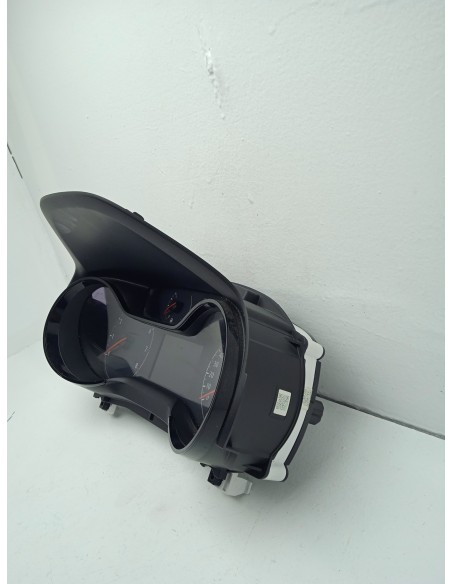 Recambio de cuadro instrumentos para opel corsa f edition referencia OEM IAM 9831576180  