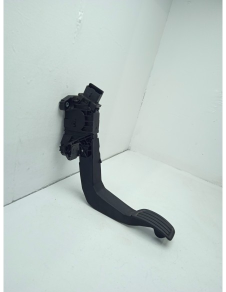 Recambio de potenciometro pedal para opel corsa f edition referencia OEM IAM 9827704480  
