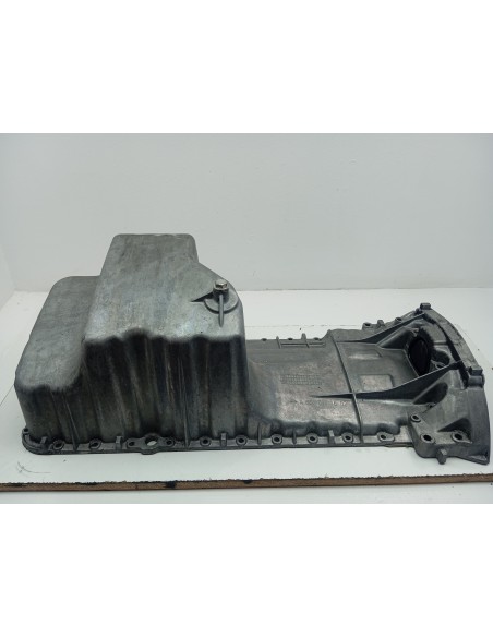Recambio de carter para ssangyong rodius 2.7 turbodiesel cat referencia OEM IAM A6650141602  