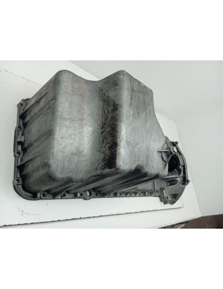 Recambio de carter para ssangyong rodius 2.7 turbodiesel cat referencia OEM IAM A6650141602  