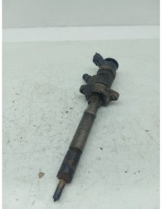Recambio de inyector para peugeot 3008 sport pack referencia OEM IAM 0445110297  