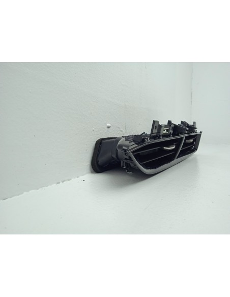 Recambio de aireador central para opel corsa f edition referencia OEM IAM 545326626  