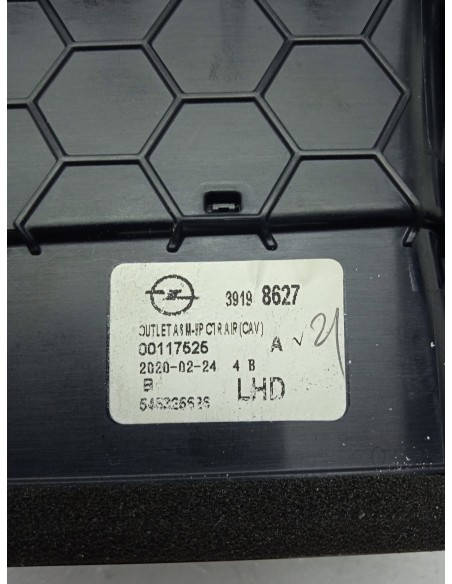 Recambio de aireador central para opel corsa f edition referencia OEM IAM 545326626  