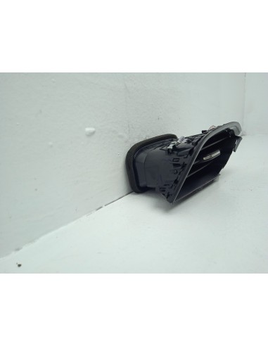 Recambio de aireador derecho para opel corsa f edition referencia OEM IAM 545326626  