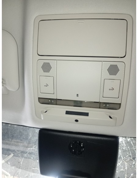 Recambio de luz interior para jaguar e-pace se referencia OEM IAM   