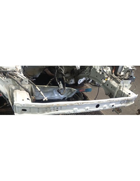 Recambio de refuerzo paragolpes delantero para land rover discovery sport se referencia OEM IAM LR059013  