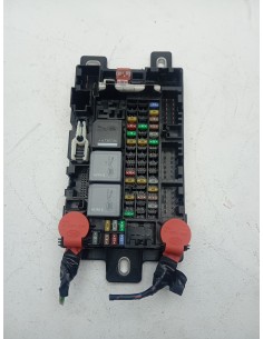 Recambio de caja reles / fusibles para jaguar e-pace se referencia OEM IAM J9C314N030AB  