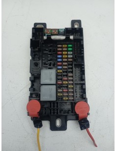 Recambio de caja reles / fusibles para jaguar e-pace se referencia OEM IAM J9C314A073BB  
