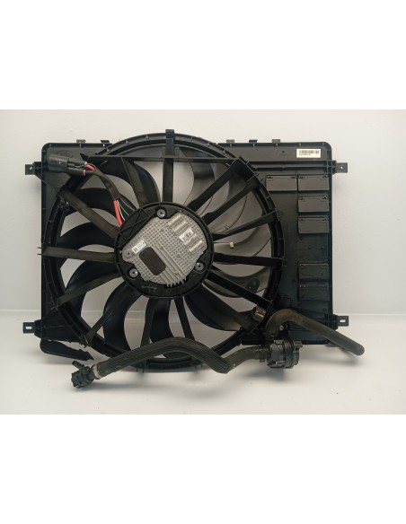 Recambio de electroventilador para jaguar e-pace se referencia OEM IAM GJ328C607BC REBAJADO 